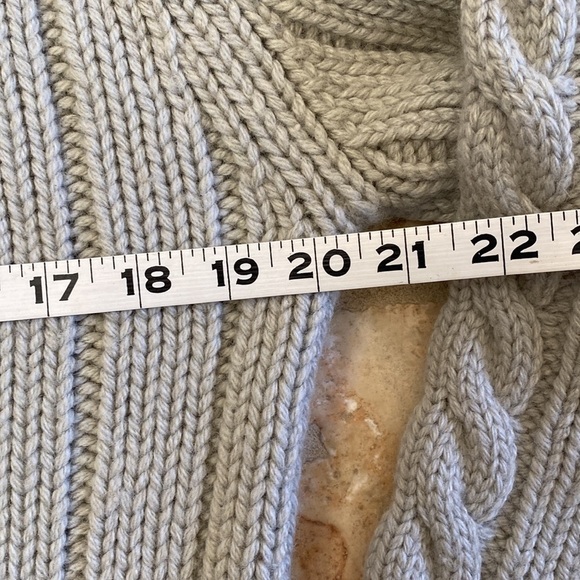 OXBOW Cable knit Wool Sweater Womens L Stone Ribbed Turtleneck quiet Luxury - Picture 8 of 8